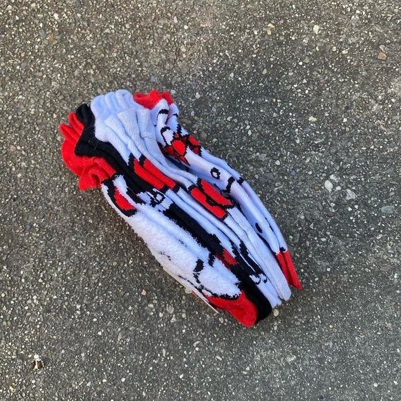 Hello kitty socks 5 pair - Picture 4 of 4